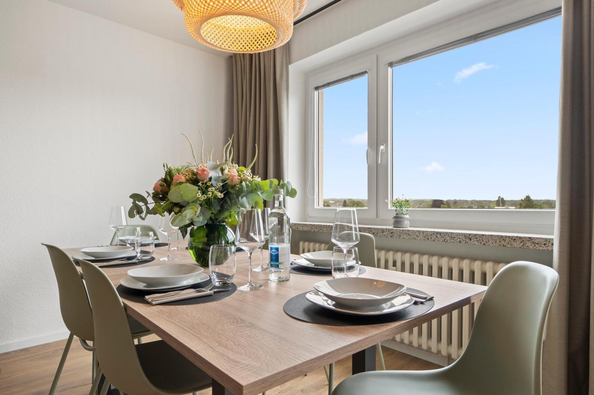 *Top* Moderne Wohnung - Naehe Koeln: Dom, Messe, Flughafen, Lanxess-Arena Bergisch Gladbach Exterior foto